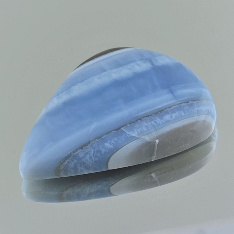 Anden-Opal Cabochon Tropfen 56,61 ct Anden-Opal Cabochon Tropfen 56,61 ct