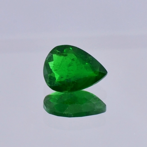 Tsavorit Granat Tropfen grün 1,67 ct Tsavorit Granat Tropfen grün 1,67 ct