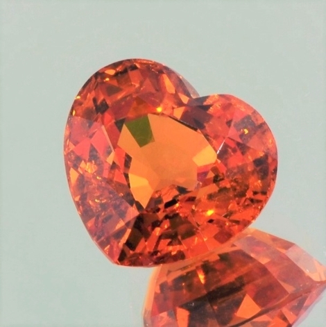 Mandarin Granat Herz orange 11,22 ct Mandarin Granat Herz orange 11,22 ct