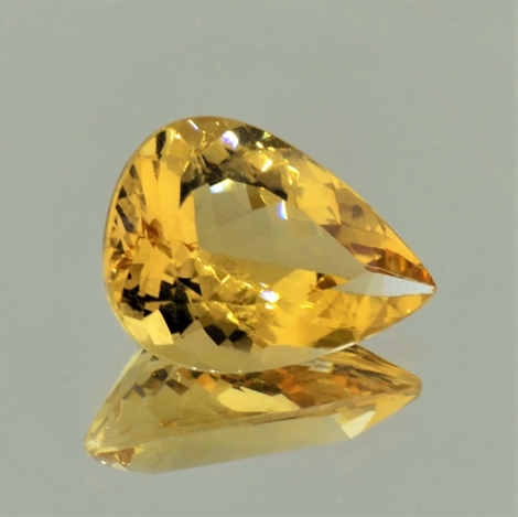 Golden Beryl pear 11.58 ct