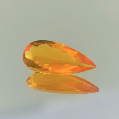 Feueropal Tropfen gelblich-orange 2,32 ct Feueropal Tropfen gelblich-orange 2,32 ct