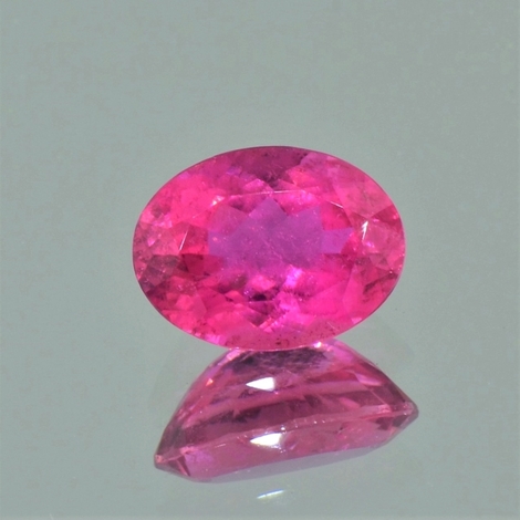 Rubellit Turmalin oval pink 4,21 ct Rubellit Turmalin oval pink 4,21 ct