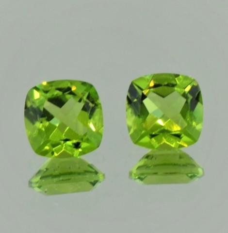 Peridot Duo antik grün 4,60 ct Peridot Duo antik grün 4,60 ct
