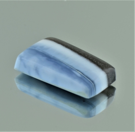 Opal, Freiform Cabochon (29,82 ct.) aus USA (Oregon) Opal, Freiform Cabochon (29,82 ct.) aus USA (Oregon)