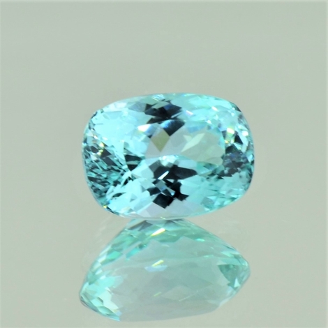 Paraiba Turmalin, Antikoval facettiert (3,40 ct.) aus Mosambik (Alto Ligonha) Paraiba Turmalin, Antikoval facettiert (3,40 ct.) aus Mosambik (Alto Ligonha)