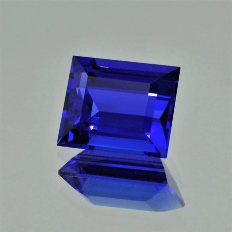 Tanzanite rectangle intense blue 6.07 ct Tanzanite rectangle intense blue 6.07 ct