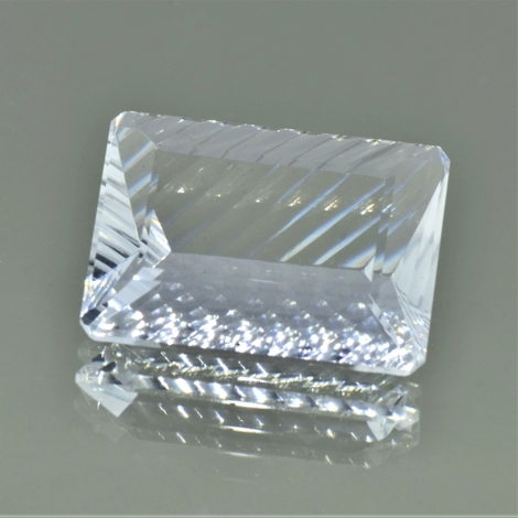 Rock Crystal octagon lasercut 29.12 ct