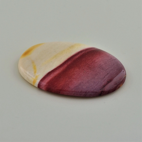 Mookaite cabochon oval 47.15 ct