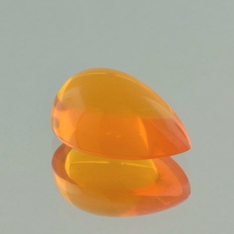 Feueropal, Tropfen Cabochon (10,40 ct.) aus Brasilien (Rio Grande do Sul)