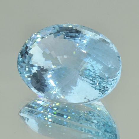 Topas oval hellblau unbehandelt 79,77 ct Topas oval hellblau unbehandelt 79,77 ct