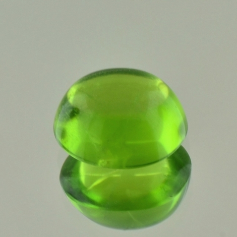 Peridot Cabochon oval grün 14,41 ct Peridot Cabochon oval grün 14,41 ct