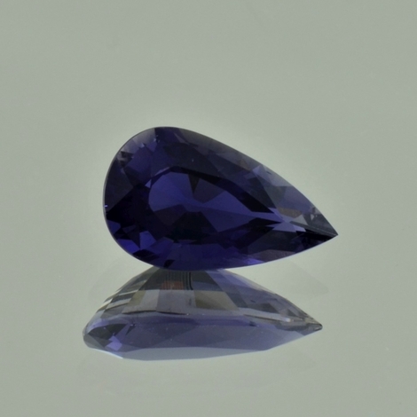 Iolith Tropfen dunkelblau 2,21 ct Iolith Tropfen dunkelblau 2,21 ct