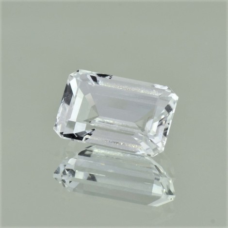 Topaz octagon colorless 6.30 ct