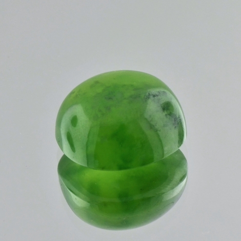 Vesuvian Idokras Cabochon oval grün 33,16 ct