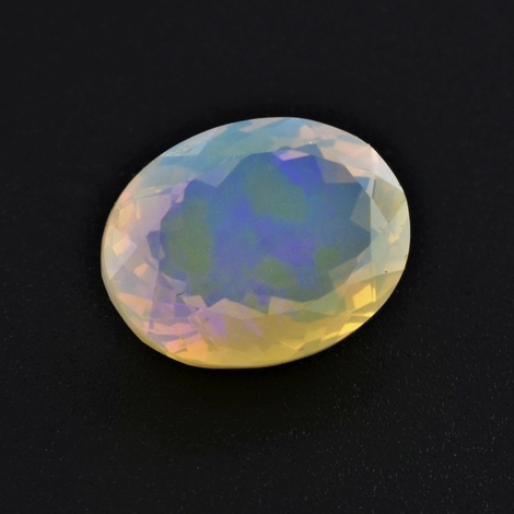 Precious Opal oval faceted 11.26 ct