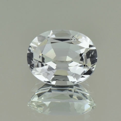 Topaz oval colorless 9.65 ct