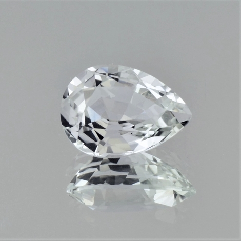 Topas, Tropfen facettiert (8,58 ct.) aus Nigeria (Plateau State) Topas, Tropfen facettiert (8,58 ct.) aus Nigeria (Plateau State)