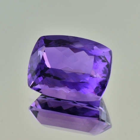 Amethyst cushion violet 25.81 ct