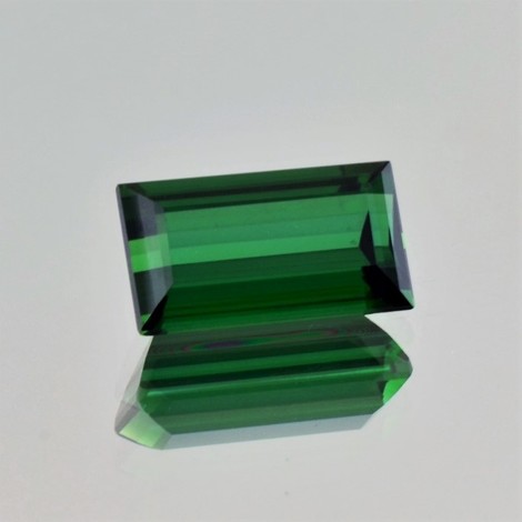 Green Tourmaline Tourmaline rectangle green 5.87 ct.