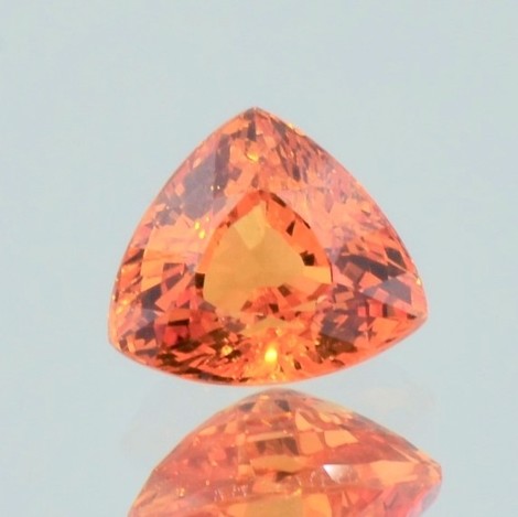 Mandarin Garnet trillion orange 5.05 ct. Mandarin Garnet trillion orange 5.05 ct.