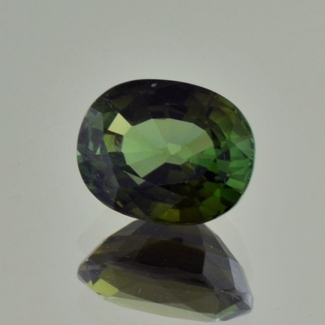 Turmalin Verdelith antikoval dunkelgrün 5,47 ct Turmalin Verdelith antikoval dunkelgrün 5,47 ct