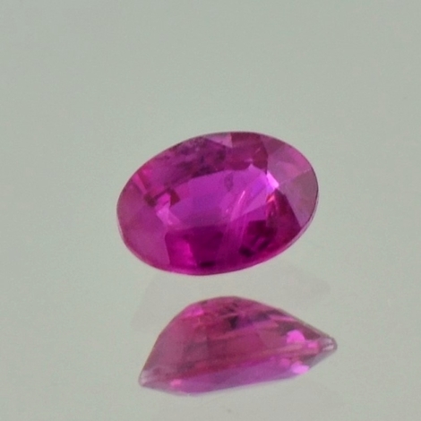 Ruby Burma oval pinkish red 0.91 ct