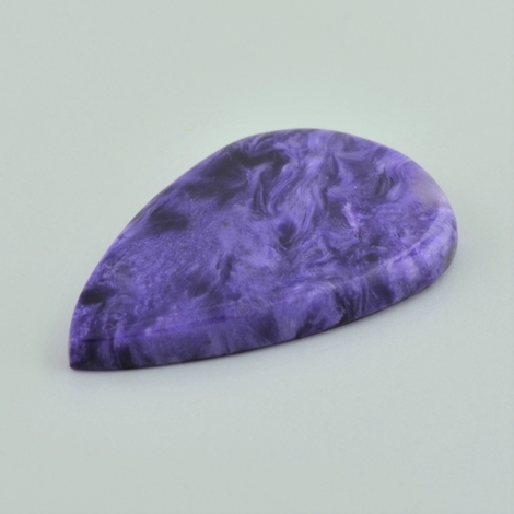Charoite pear violett+lila 43.13 ct