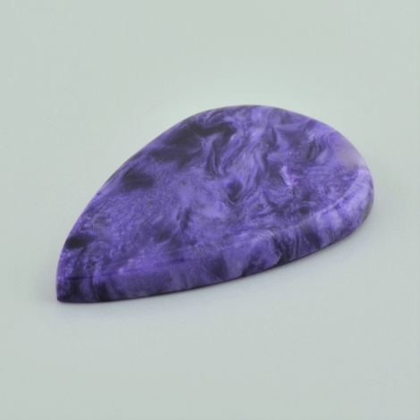 Charoit, Tropfen (43,13 ct.) aus Russland (Murun Gebirge, Jakutien) Charoit, Tropfen (43,13 ct.) aus Russland (Murun Gebirge, Jakutien)