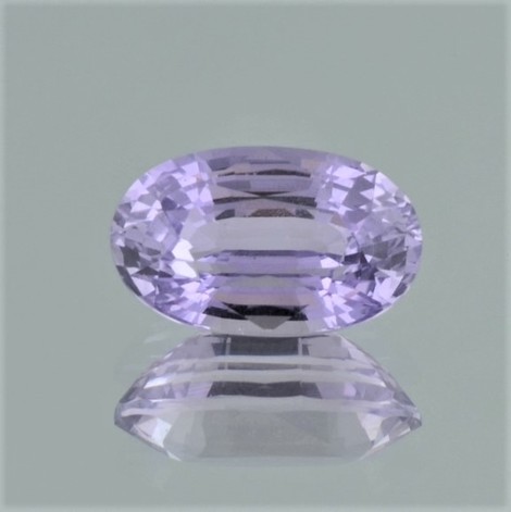 Sapphire oval unheated helles lilac 6.54 ct
