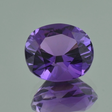 Amethyst oval violet 12.55 ct