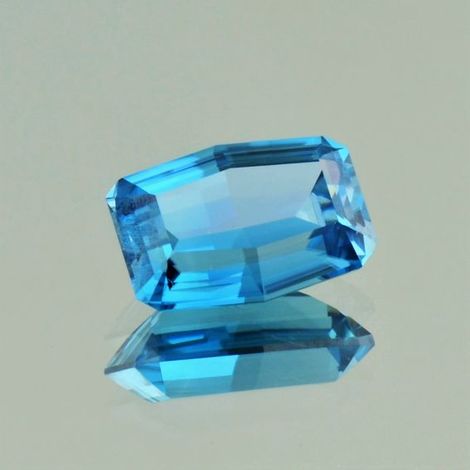 Zirkon, Design-Freiform facettiert (8,51 ct.) aus Kambodscha (Ratanakiri)