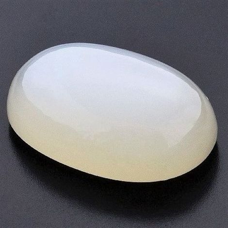 Mondstein Cabochon oval 36,31 ct Mondstein Cabochon oval 36,31 ct