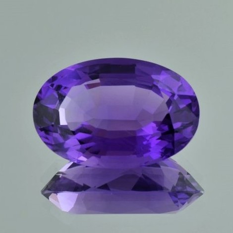 Amethyst oval violet 28.59 ct