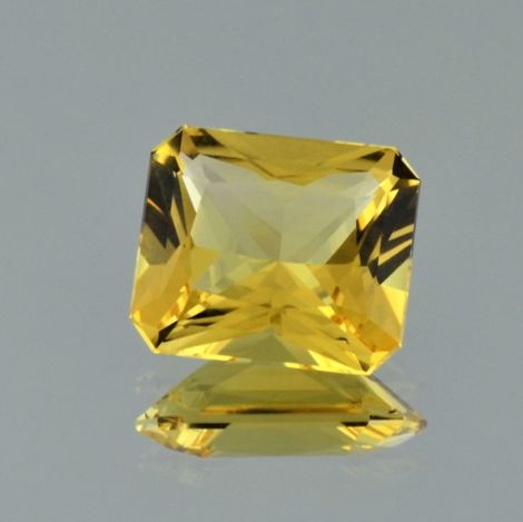 Goldberyll, Achteck facettiert (7,78 ct.) aus Brasilien