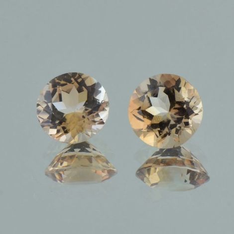 Topas Duo, Rund facettiert (4,83 ct.) aus Pakistan Topas Duo, Rund facettiert (4,83 ct.) aus Pakistan