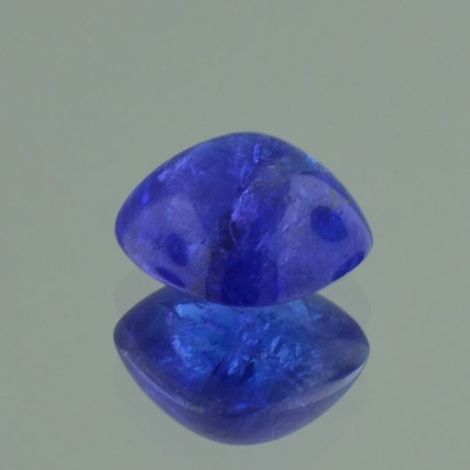Tansanit, Antik Cabochon (7,82 ct.) aus Tansania (Merelani Hills) Tansanit, Antik Cabochon (7,82 ct.) aus Tansania (Merelani Hills)