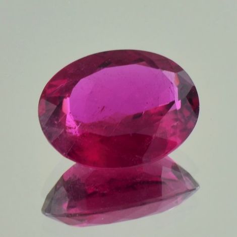 Rubellit Turmalin oval purpur-rot 16,50 ct