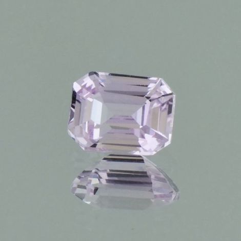 Saphir, Achteck facettiert (2,04 ct.) aus Sri Lanka Saphir, Achteck facettiert (2,04 ct.) aus Sri Lanka