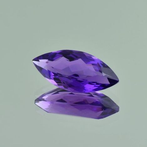 Amethyst Navette violett 10,35 ct.
