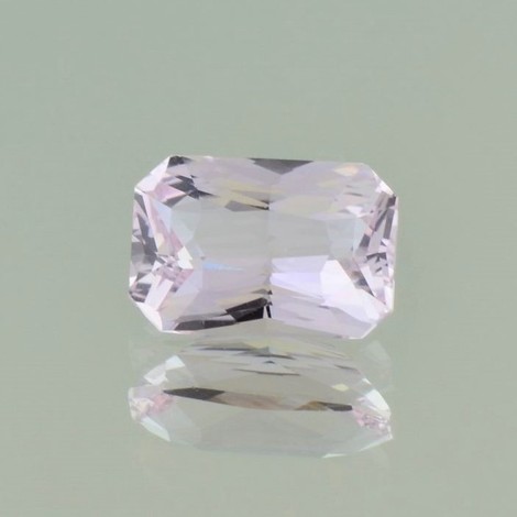Saphir, Achteck-Princess facettiert (3,57 ct.) aus Sri Lanka Saphir, Achteck-Princess facettiert (3,57 ct.) aus Sri Lanka