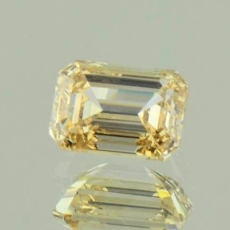 Farbdiamant, Achteck facettiert (1,53 ct.) aus Afrika