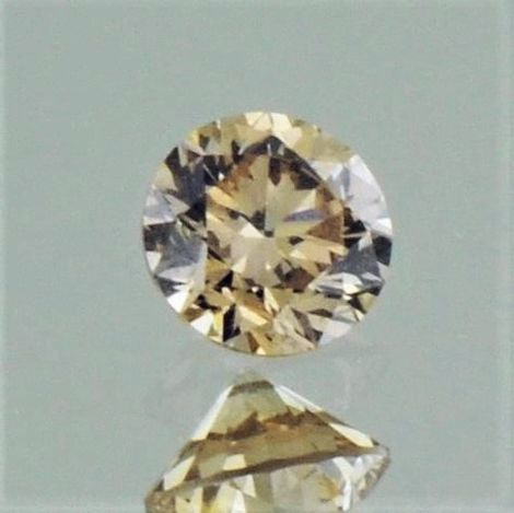 Farbdiamant, Brillant (0,52 ct.) aus Afrika