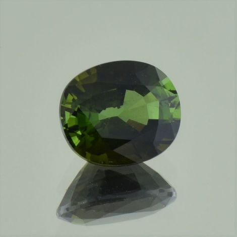 Verdelith Turmalin oval dunkelgrün 4,31 ct Verdelith Turmalin oval dunkelgrün 4,31 ct