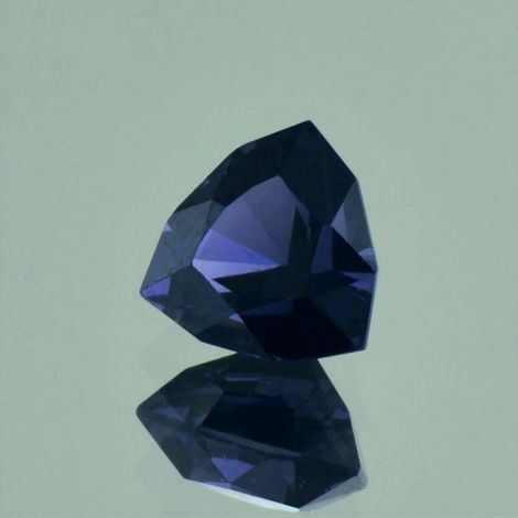 Spinell, Trillion facettiert (3,19 ct.) aus Sri Lanka