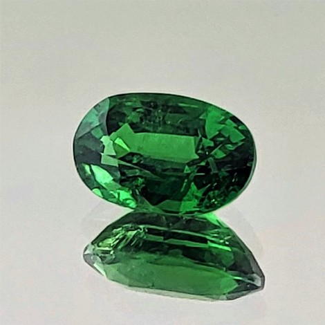 Granat Tsavorit oval intensives Grün 5,26 ct