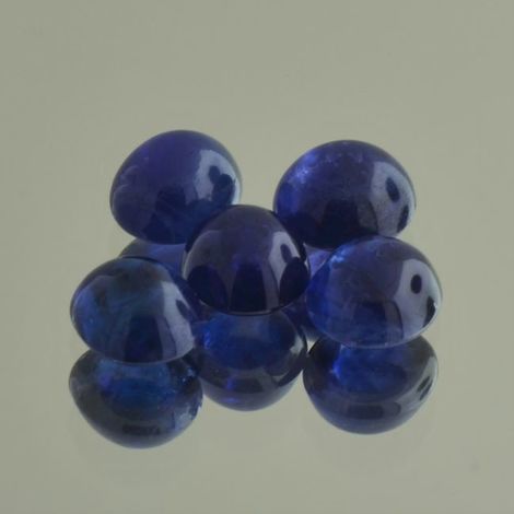 Saphir Lot, Oval Cabochon (10,74 ct.) aus Sri Lanka Saphir Lot, Oval Cabochon (10,74 ct.) aus Sri Lanka