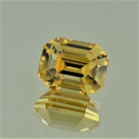 Zircon octagon yellow untreated 7.99 ct Zircon octagon yellow untreated 7.99 ct