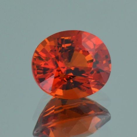 Mandarin-Granat oval reddish orange 10.62 ct