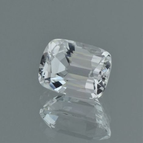 Topas, Antik facettiert (9,68 ct.) aus Madagaskar Topas, Antik facettiert (9,68 ct.) aus Madagaskar
