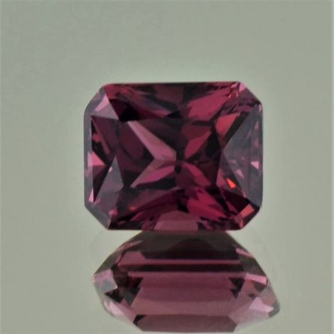 Spinell octagon-princess purpurrot 6,62 ct
